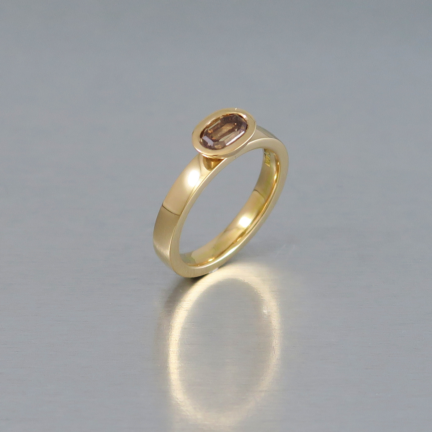 ring-oval-halvkula-rg-brun-diamant